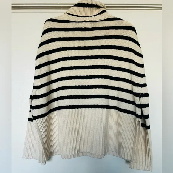 Gap 24/7 Split-hem Turtleneck Sweater - Picture 3 of 5